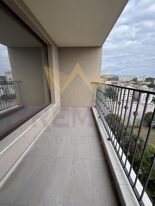 Продава се Тристаен апартамент в Варна, Победа - 102 кв.м за 2157 €/кв.м - Снимка #6