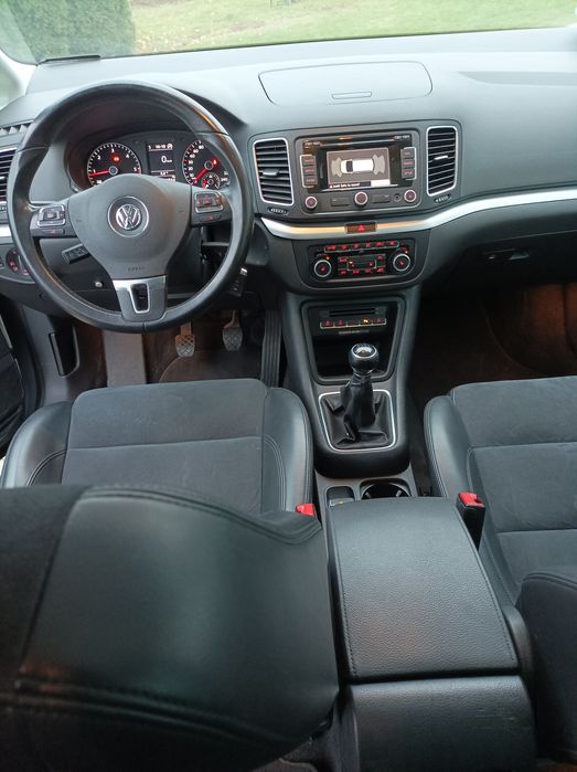 Vw Sharan adus din Germania