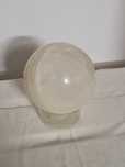 Sfera piatra naturala cuart alb, foarte frumoasa,110mm diametrul

Piat
