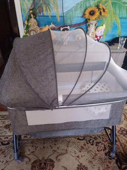 Продам детскую кроватку