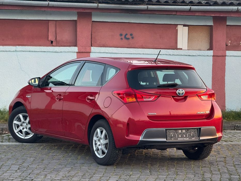 Toyota Auris Hybrid 1,8
