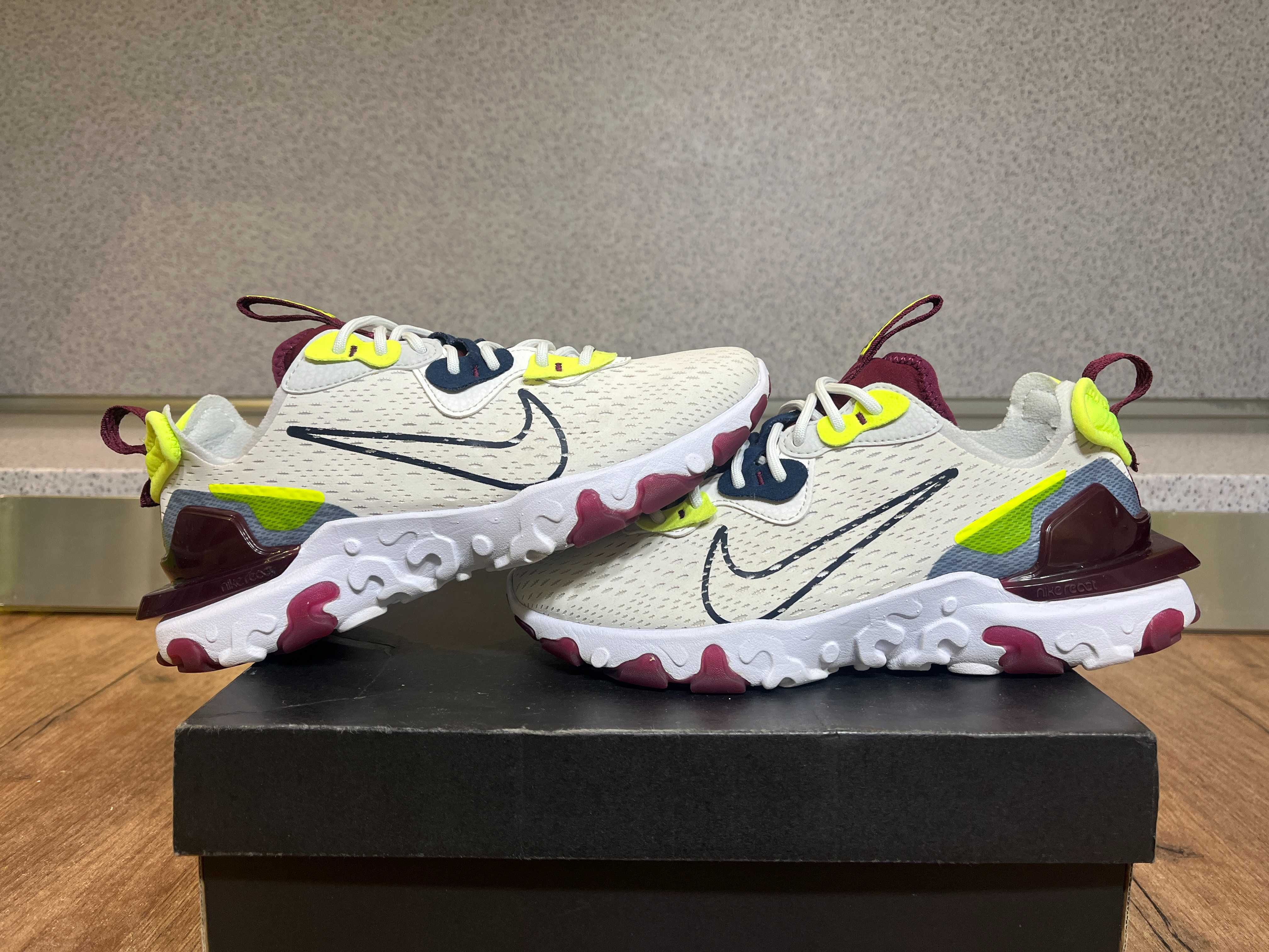 ОРИГИНАЛНИ *** Nike React Vision / Summit White Dark Obsidian