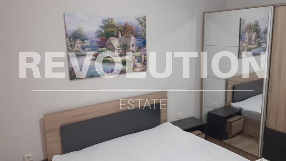 Дава се под наем Двустаен апартамент в Варна, Левски - 67 кв.м за 450 € - Снимка #3