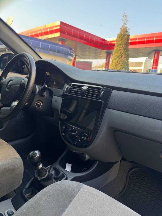 Продам свою Gentra 2023 черного цвета 1 евро механика