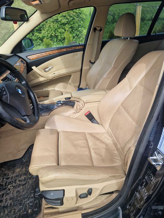 Dezmembrez Bmw e61 520 m47