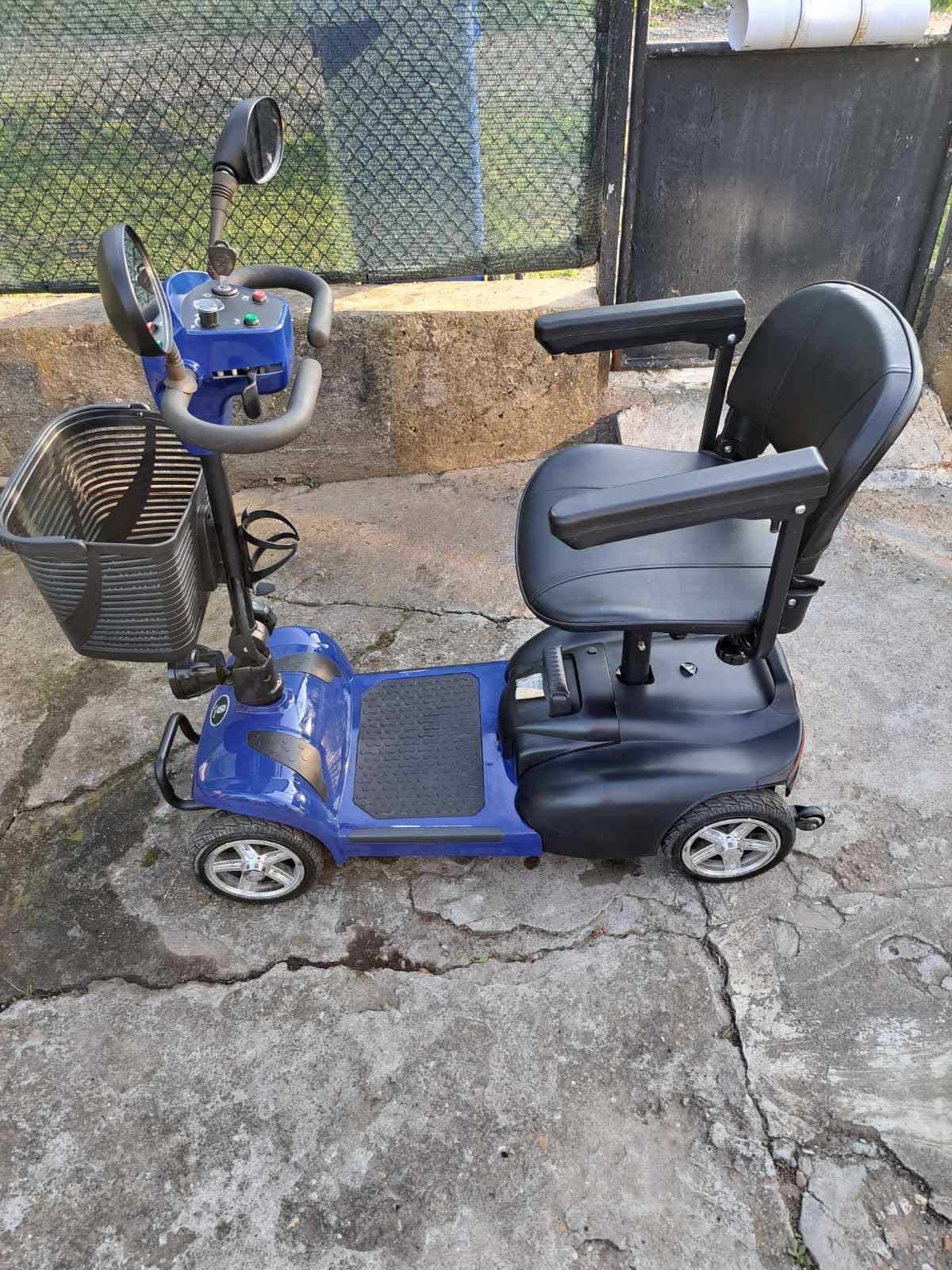 iScooter X02 Wheel Mobility Scooter Електрическа четириколка