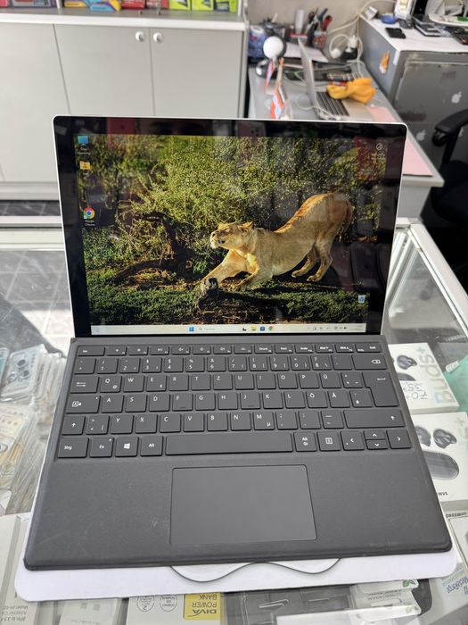 Microsoft Surface Pro 6