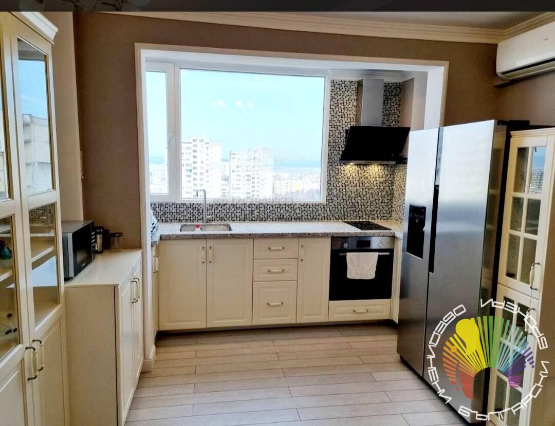Дава се под наем Двустаен апартамент в Бургас, Славейков - 50 кв.м за 459 € - Снимка #1