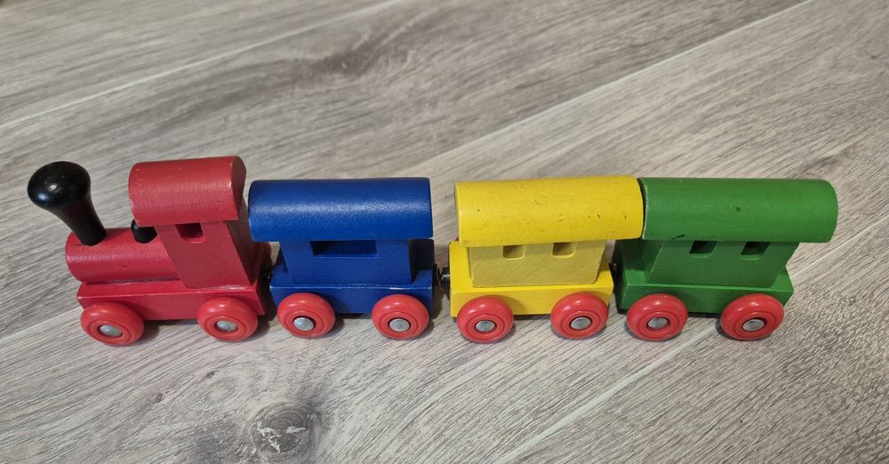 Сет от 5 дървени играчки