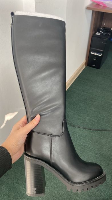 Женские демисезонные сапоги