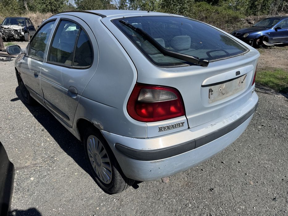 Renault Megane 1.9dti 98hp 2000г На Части