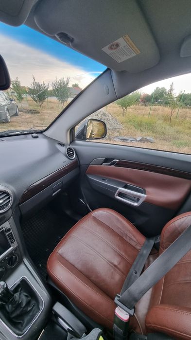 Vând Opel Antara