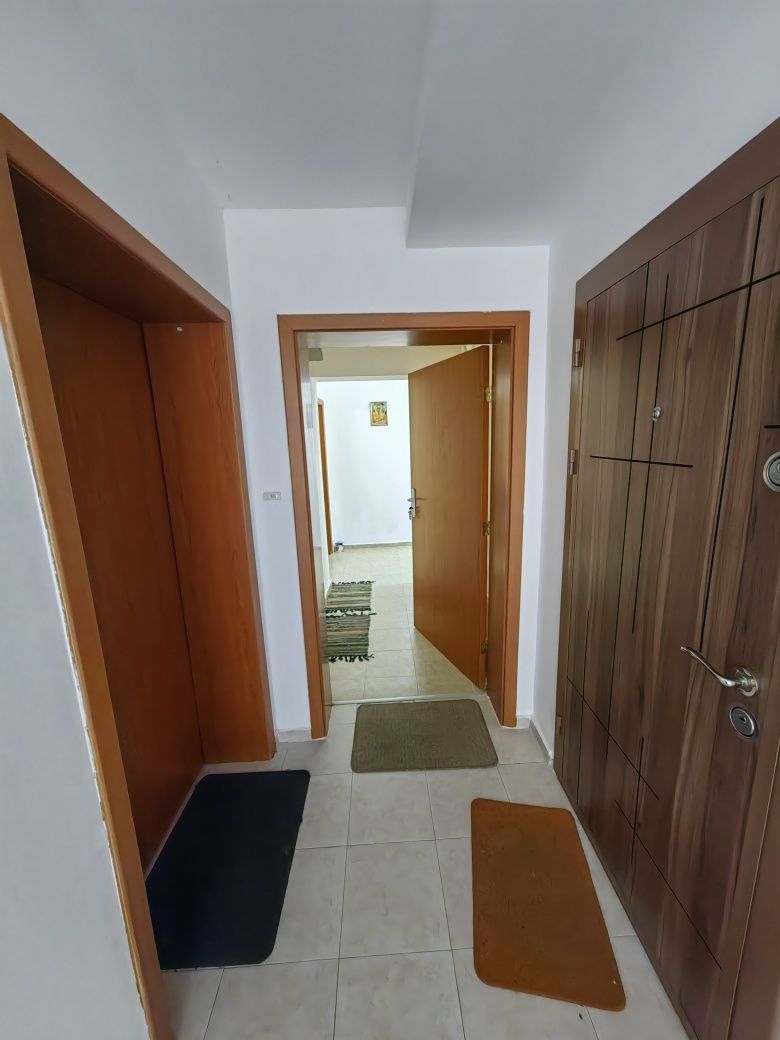Продава двустаен апартамент в Св. Влас