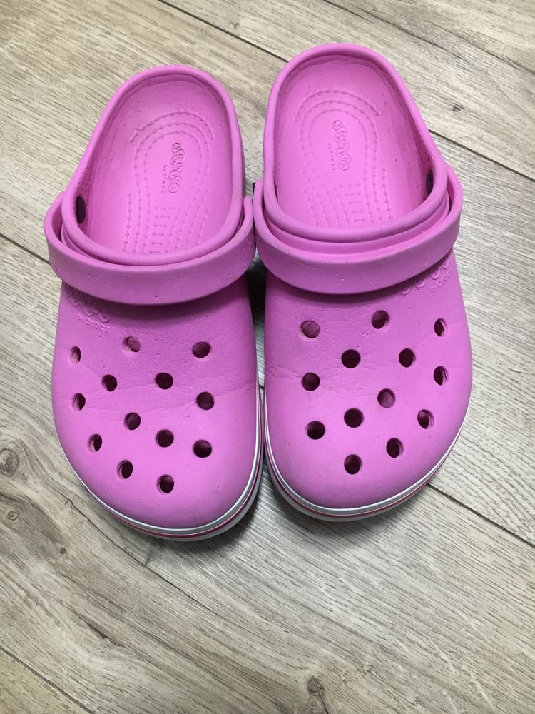 Papuci crocs J 1 32-33