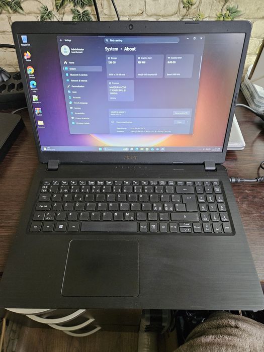 Laptop acer i7 gen 8