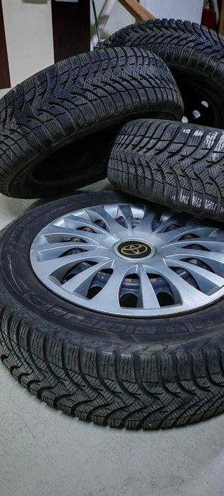 Jante tabla R15 si Anvelope Iarna 175/65/15 Toyota 4 prezoane