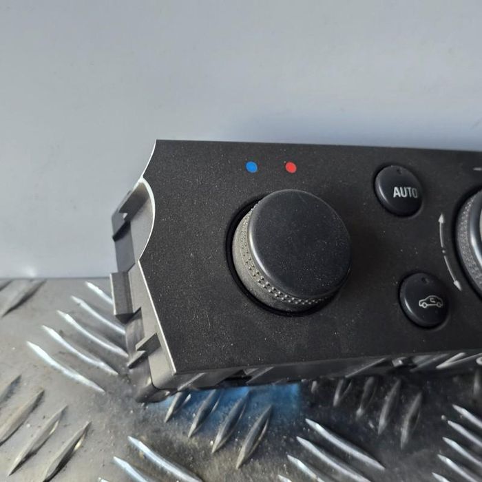 Panou Comanda clima Opel Vectra C facelift