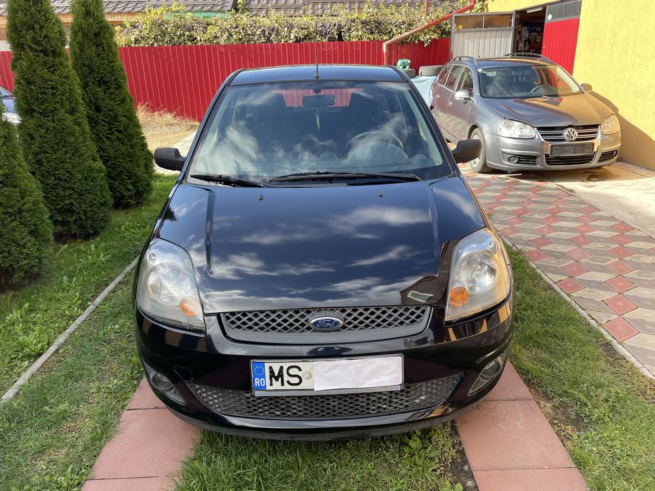 Ford Fiesta 1.4 Tdci Inmatriculata RO Consum f mic