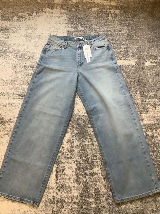 Blugi noi NA-KD 38/40/42