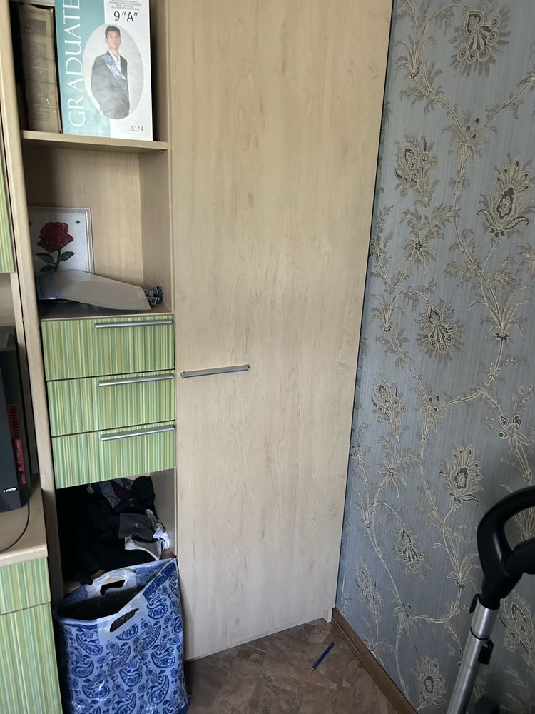 Срочно Продам Гарнитур