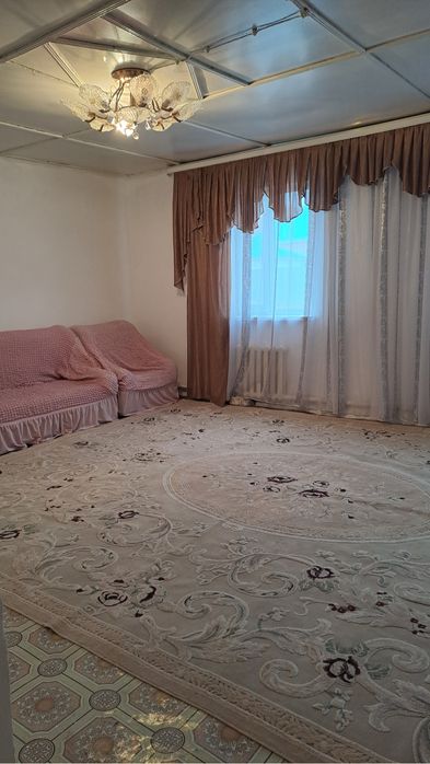 Тасбугет 18маршпут конечкасы 7бөлмелі улкен планды уй жалға б.ді 80.мы