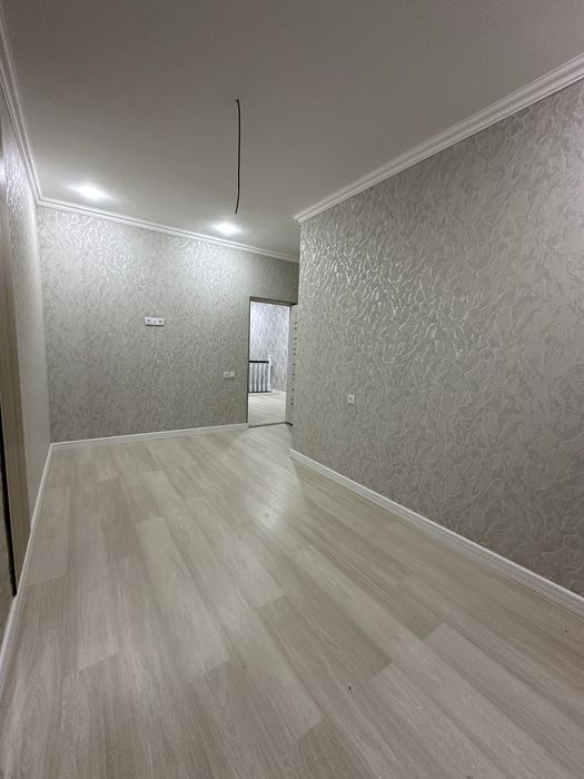 Юнусабод 1.20 соток 6 комнат Срочно