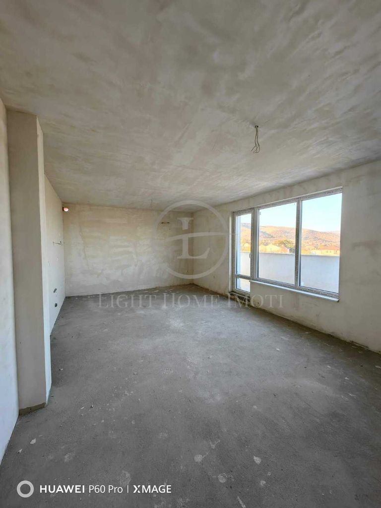 Продава се Тристаен апартамент в с. Марково, Област Пловдив - 101 кв.м за 1203 €/кв.м - Снимка #1