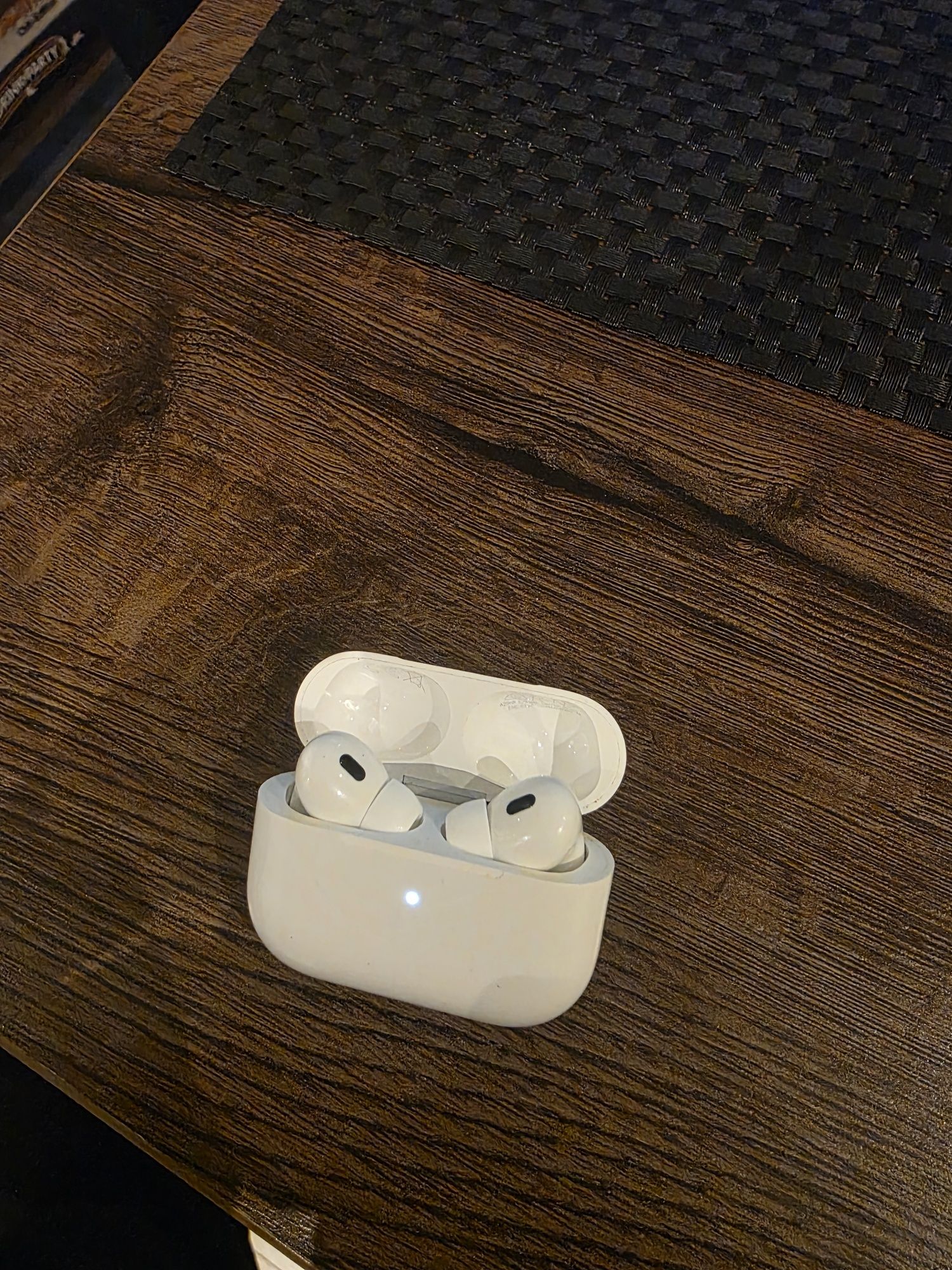 Apple airpods pro 2 БАРТЕР