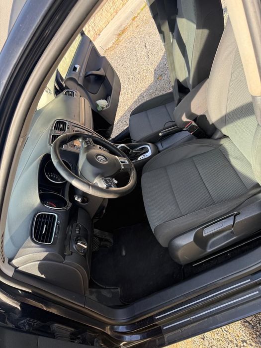 Vând Golf 6 1.6 TDI