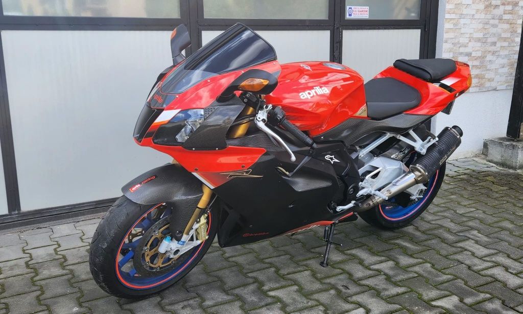 Aprilia RSV 1000 RR 2004