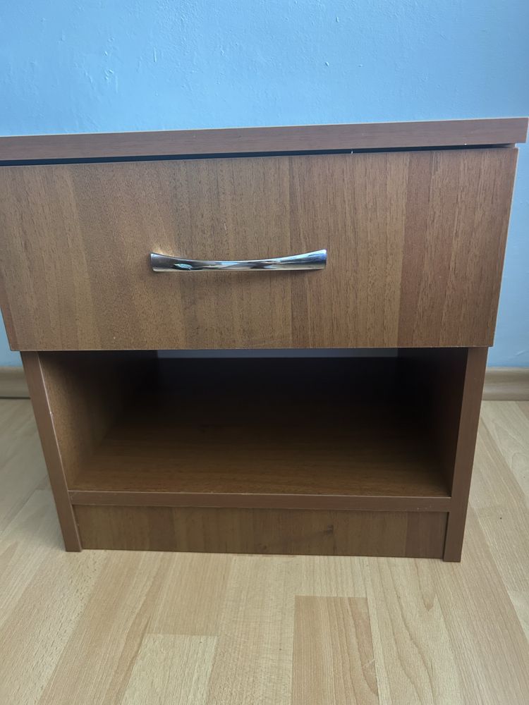 Нощни шкафчета 2 бр