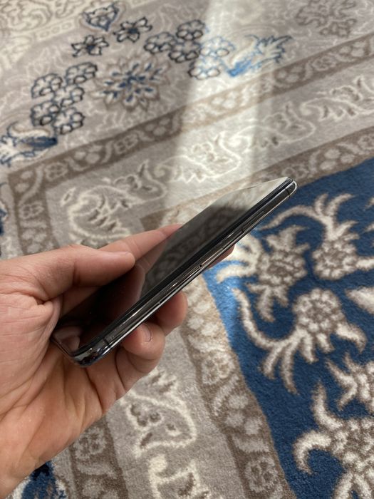 Iphone x            .