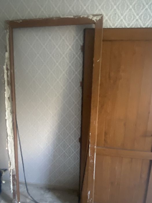 Пластиковый дверь