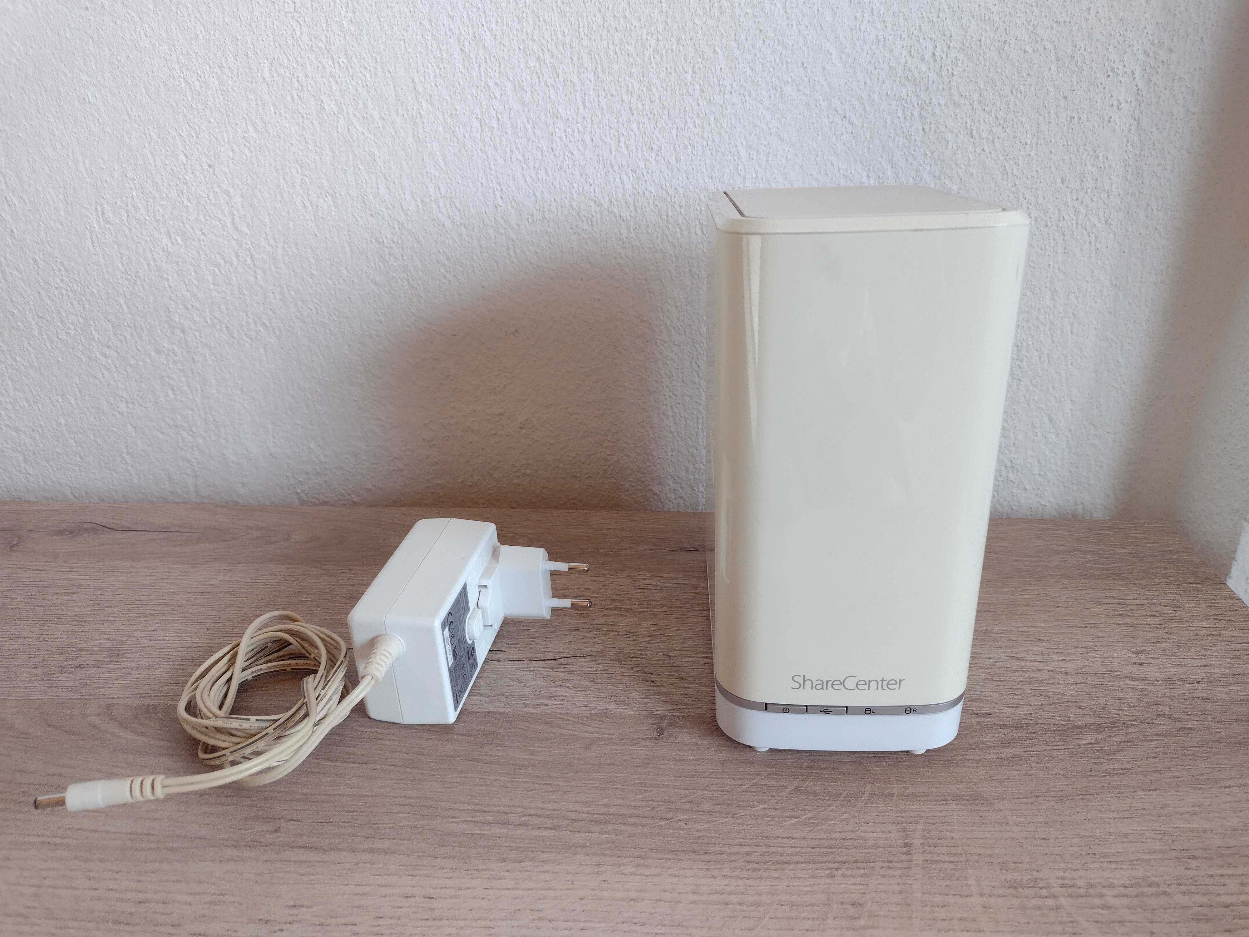 NAS D-link DNS-327L с 2 х 1TB HDD