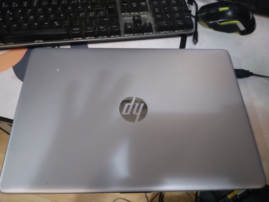 Laptop hp i3 gen 11 cu jocuri