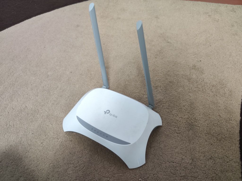 Многофункциональный Wi-Fi роутер TP-LINK TL-WR842N