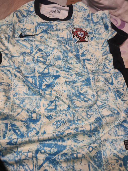 Форма Португалия