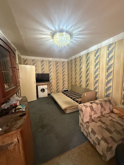 Срочно продаётся квартира (быв обшежития) Куйлюк 5 2/1/4 35м2