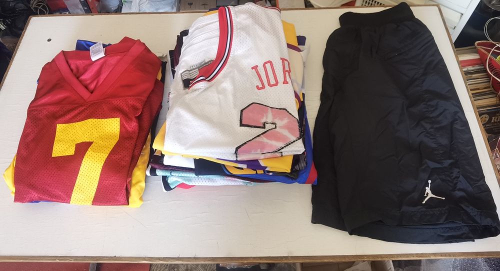 Tricouri pentru sport : Maieuri Basket, alergare, sală,