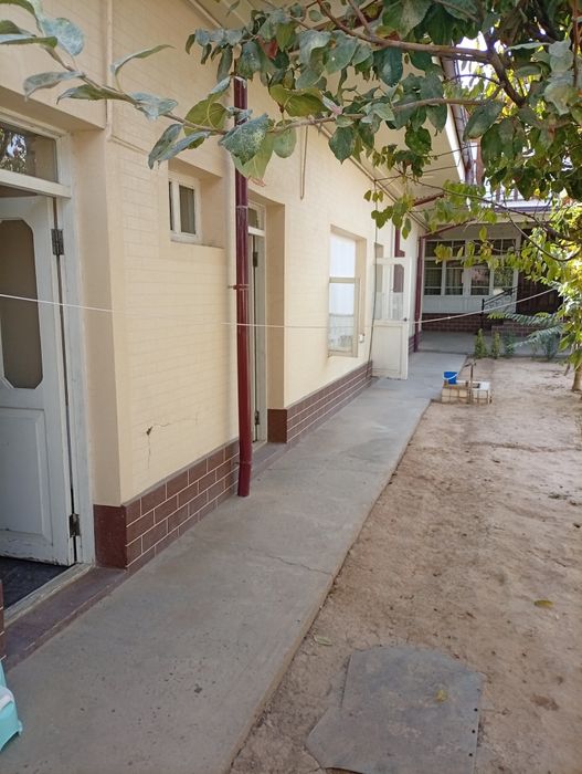 Uy sotiladi Olmazor tumani