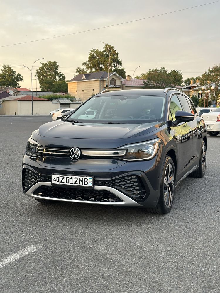 Volkswagen Id.6 PRO пробег 3000км 22-24 год