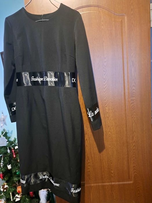 Нови елегантни рокли - официални