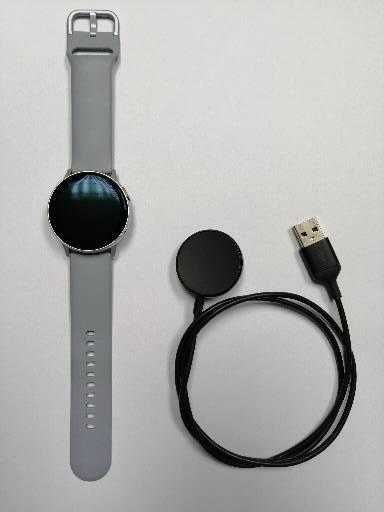 Продам или обменяю смарт-часы Samsung Galaxy Watch Active2 в идеале