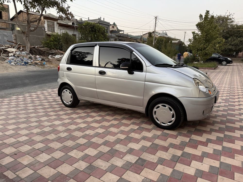 Matiz avtomat 2013 Yil probeg 262000  kraska 3 detal