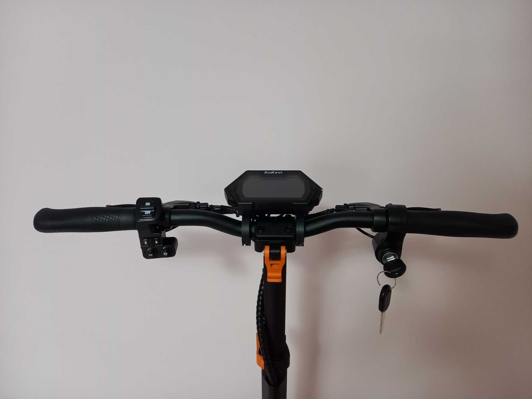 Електрически скутер/тротинетка KuKirin G2 PRO 600W 15AH
