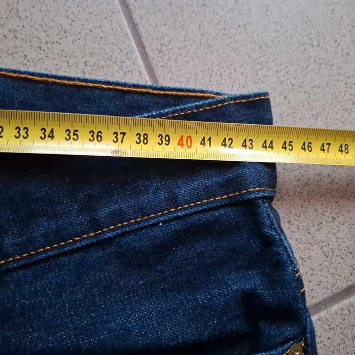 Levi's model 506 size W34 L32.