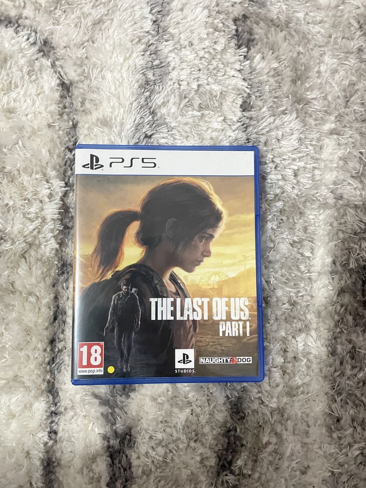 Vand/ schimb jocuri ps5,god of war,Final fantasy,the last of us1,2