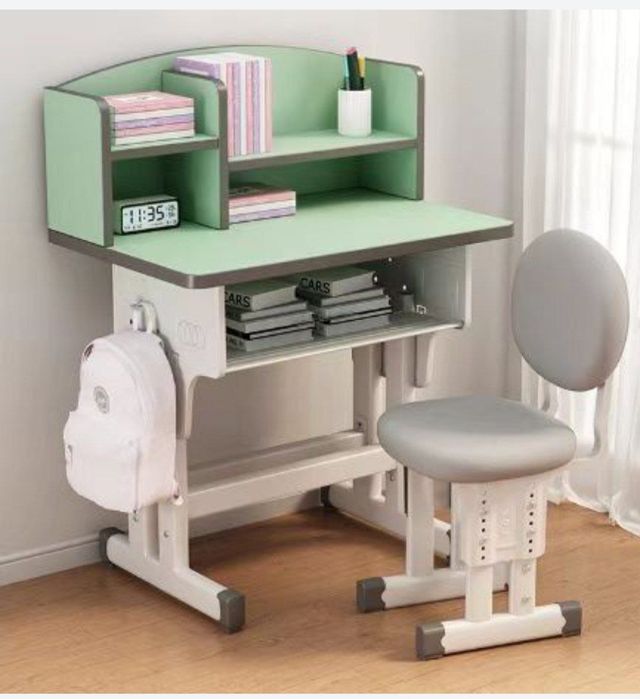 Детские парта 
Bolalar partasi