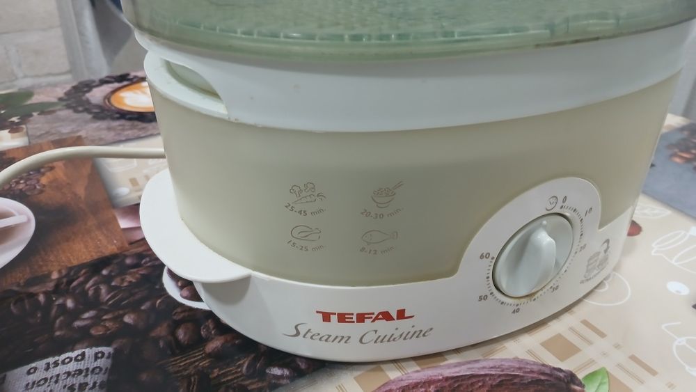 Продам пароварку TEFAL