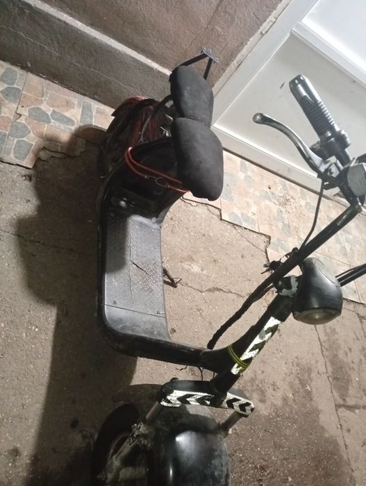 Scuter electric in stare foarte bună